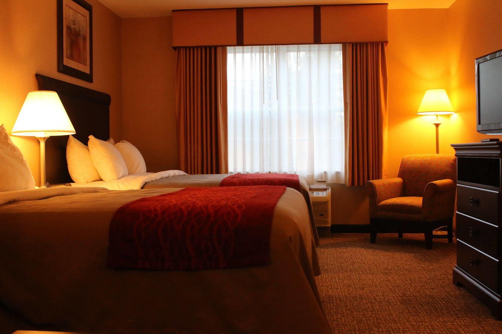 Comfort Inn & Suites Scarborough-Portland Buitenkant foto